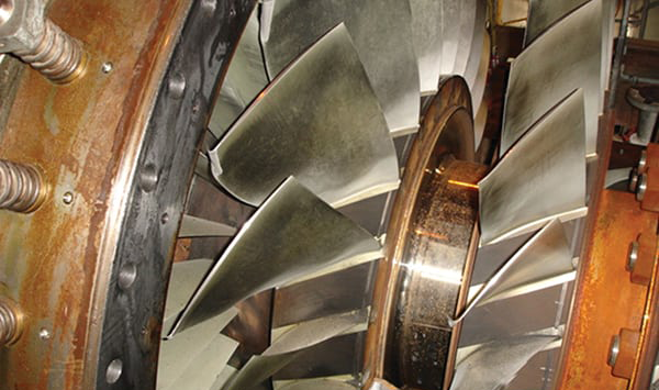 工業(yè)內(nèi)窺鏡檢測(cè)渦輪受損